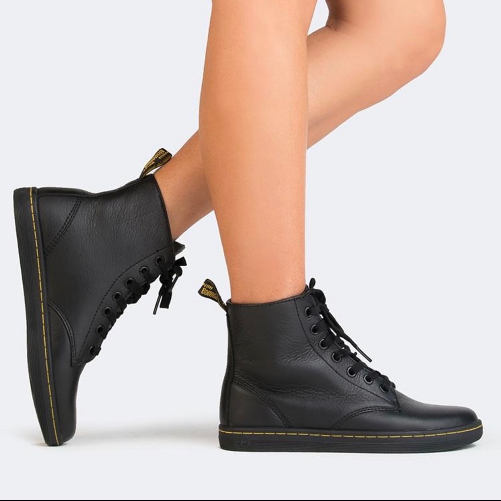 Dr. Martens Layton boot